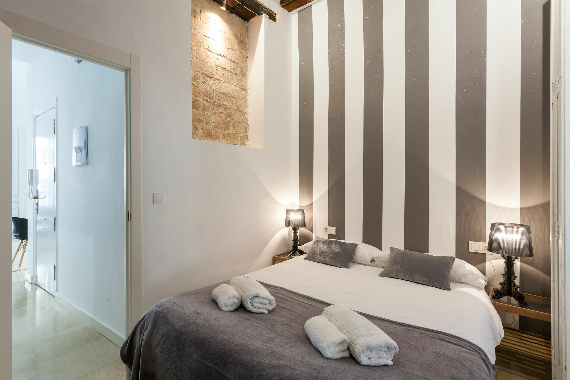 Apartamento Maragata Plaza Reina *